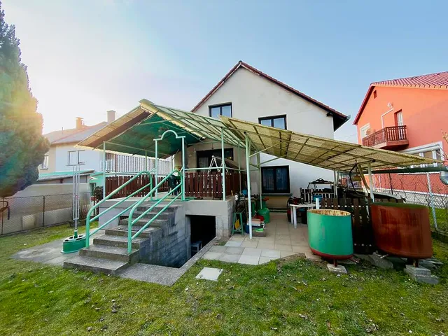 Eladó ház Vác 110 nm