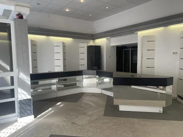 Eladó kereskedelmi és ipari ingatlan Budapest VIII. kerület, Népszínháznegyed 155 nm