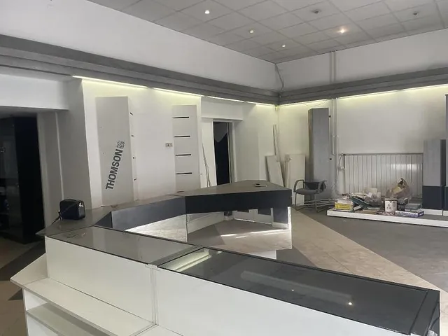 Eladó kereskedelmi és ipari ingatlan Budapest VIII. kerület, Népszínháznegyed, Népszínház utca 155 nm