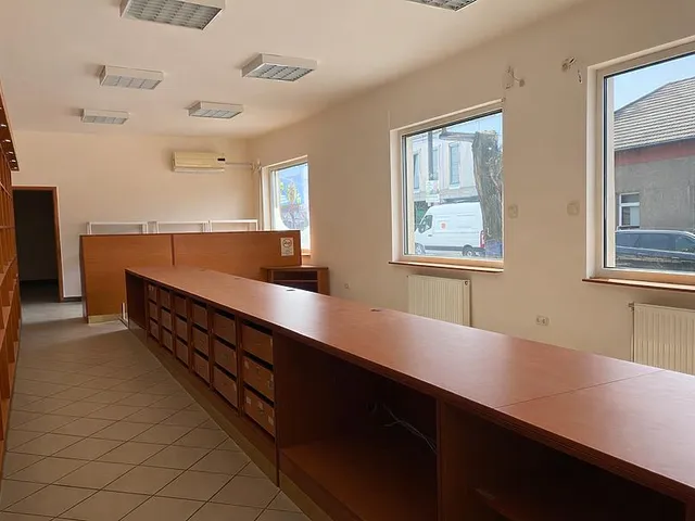 Kiadó kereskedelmi és ipari ingatlan Budapest XIX. kerület, Kispest 157 nm