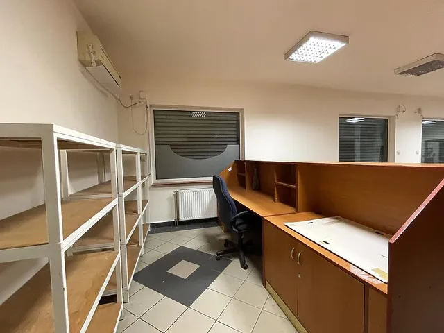 Kiadó kereskedelmi és ipari ingatlan Budapest XIX. kerület, Kispest, Vas Gereben utca 157 nm