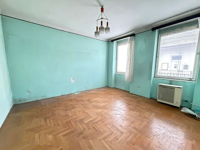 Eladó lakás Budapest IV. kerület, Újpest, Váci út 28 nm