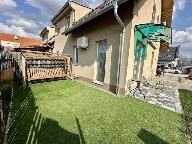 Eladó lakás Vác 81 nm