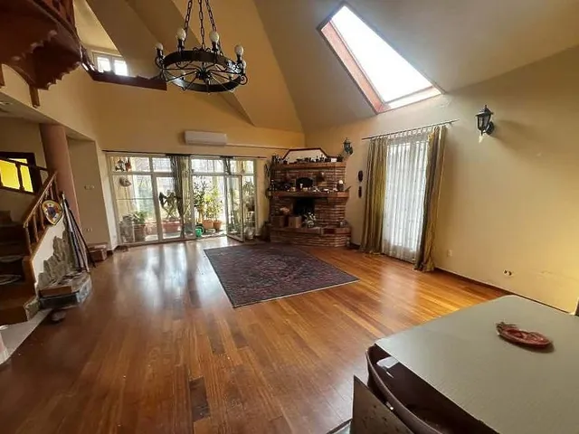 Eladó ház Gödöllő 180 nm