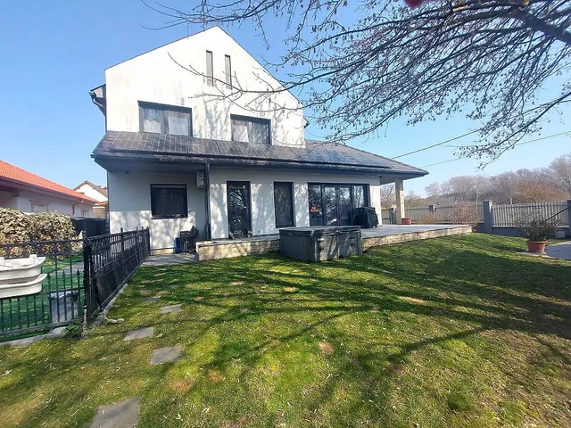 Eladó ház Göd 140 nm