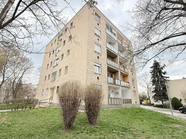 Eladó lakás Budapest XVI. kerület, Rákosszentmihály 52 nm
