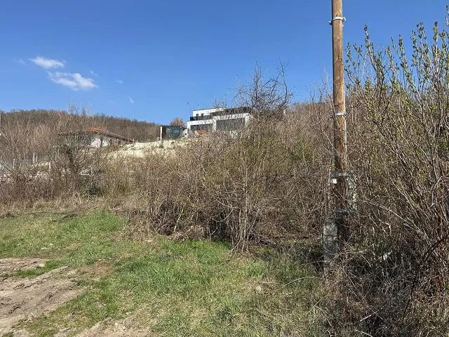 Eladó telek Pomáz 1248 nm