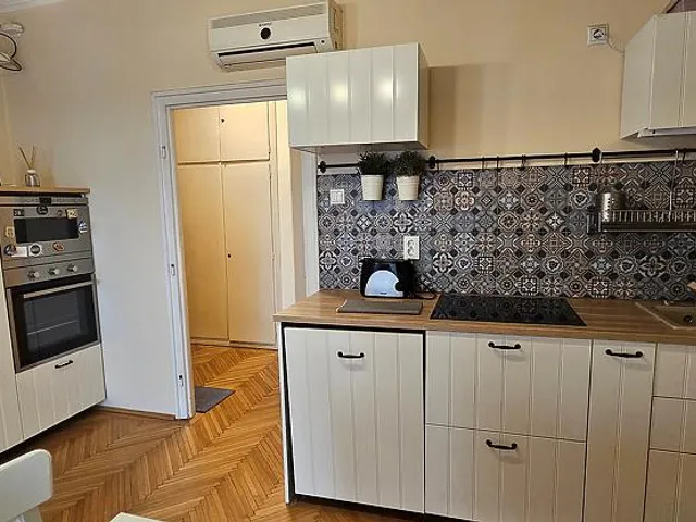 Kiadó lakás Budapest I. kerület 59 nm