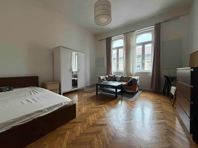 Eladó lakás Budapest VII. kerület, Wesselényi utca 72 nm