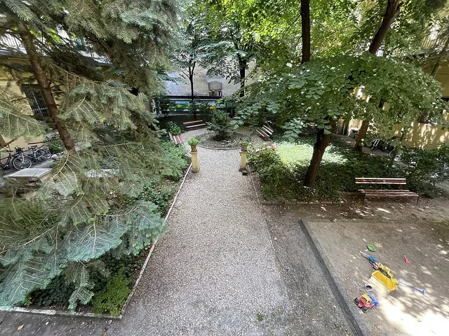 Eladó lakás Budapest VII. kerület, Dózsa György út 79 nm