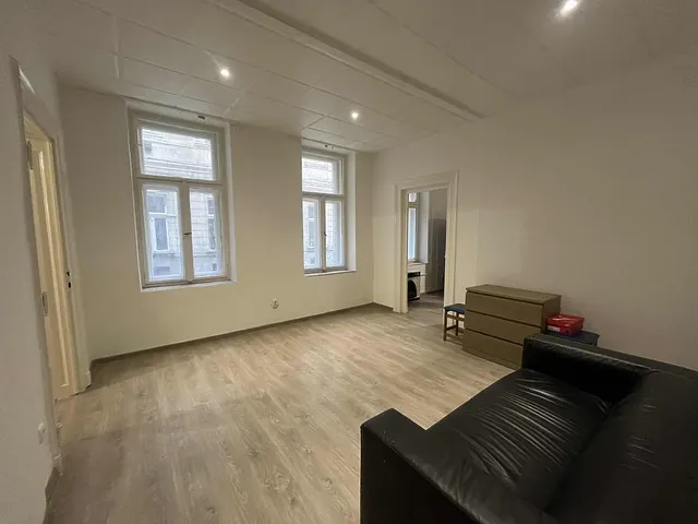Eladó lakás Budapest VII. kerület, Garay utca 55 nm
