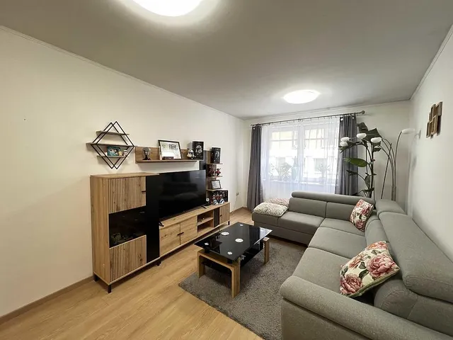 Eladó lakás Budapest VI. kerület 95 nm