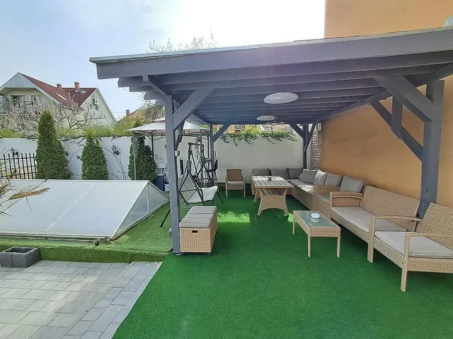 Eladó ház Budapest XV. kerület, Rákospalota 170 nm