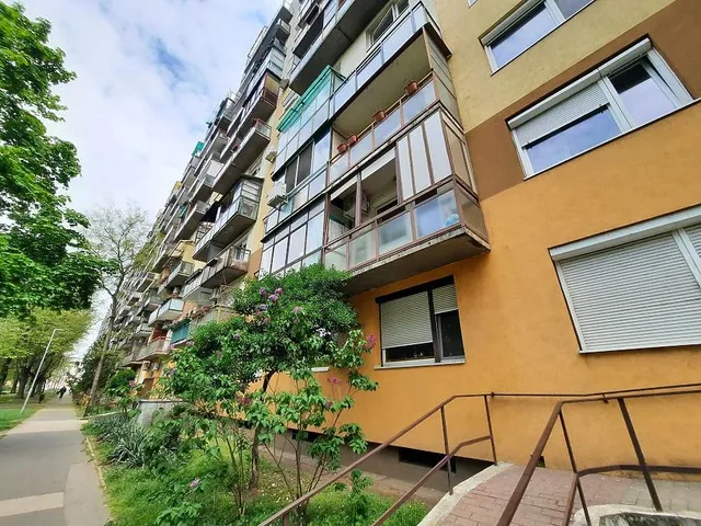 Eladó lakás Budapest XV. kerület, Újpalota 35 nm