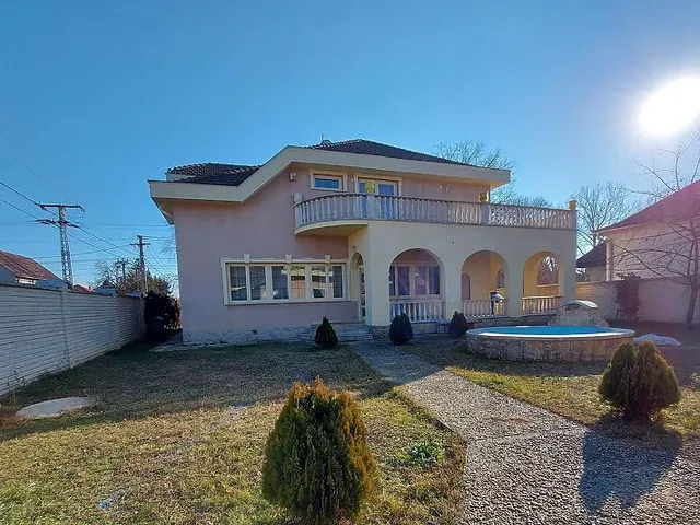 Eladó ház Göd 180 nm