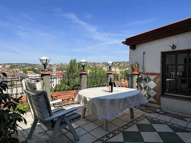 Eladó lakás Budapest XI. kerület, Kelenföld 142 nm