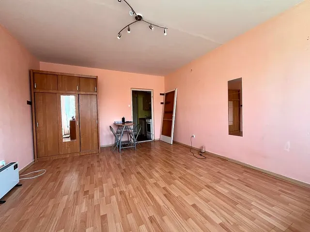 Eladó lakás Budapest X. kerület, Újhegy 29 nm