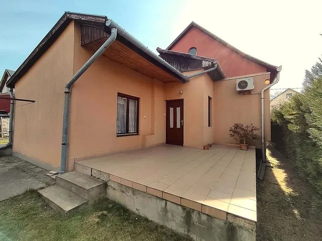 Eladó ház Fót 84 nm