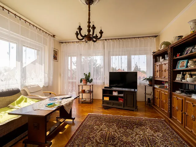 Eladó ház Budapest XXI. kerület 180 nm