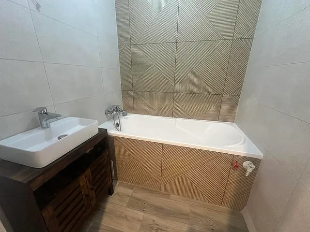 Eladó lakás Budapest IV. kerület, Káposztásmegyer 36 nm