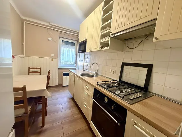 Eladó lakás Vác 66 nm