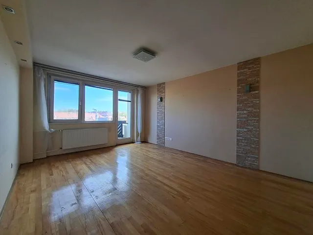 Eladó lakás Budapest X. kerület, Laposdűlő 67 nm