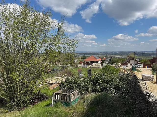 Eladó telek Budakalász 763 nm