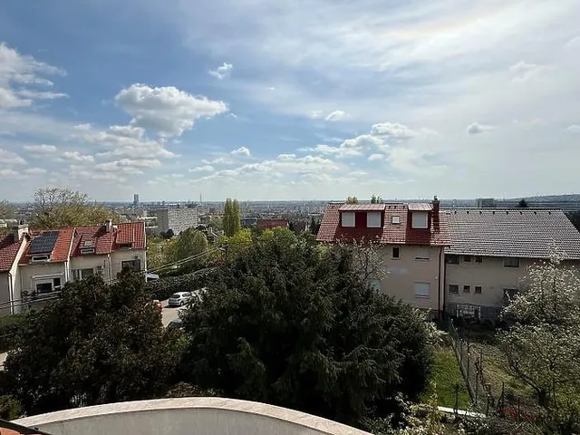 Eladó ház Budapest XI. kerület, Sasad-Sashegy XI. ker. 560 nm