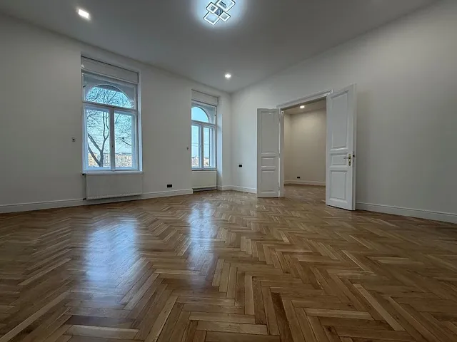 Kiadó lakás Budapest I. kerület 100 nm