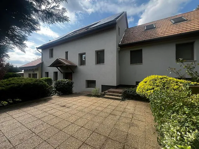 Eladó ház Gödöllő 178 nm