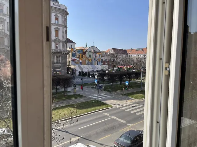 Eladó lakás Budapest VII. kerület, Károly körút 58 nm