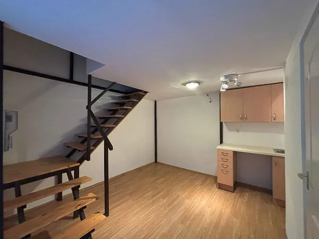 Eladó lakás Budapest VI. kerület, Nagymező utca 13 nm