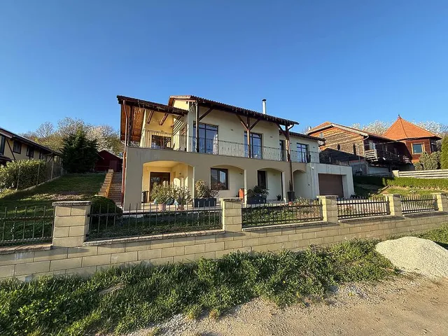 Eladó ház Pilisszentkereszt 223 nm