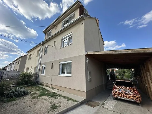 Eladó ház Vác 127 nm