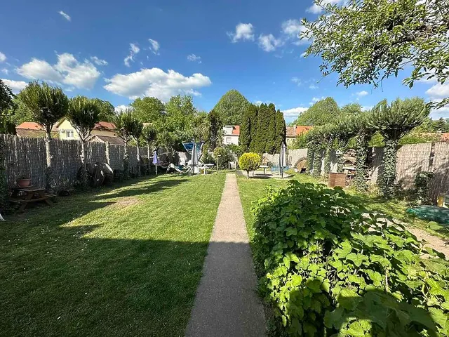 Eladó ház Vác 127 nm