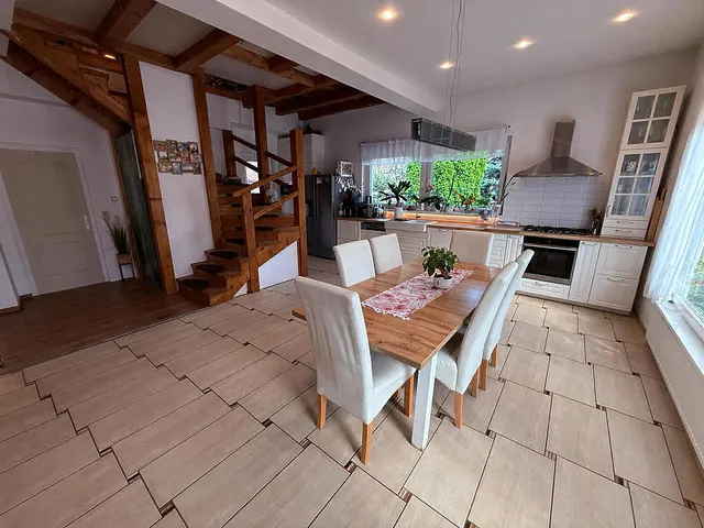 Eladó ház Dunakeszi 160 nm