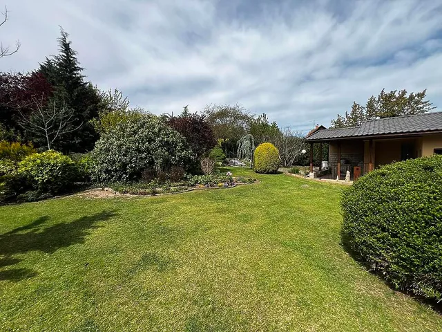 Eladó ház Gödöllő 220 nm