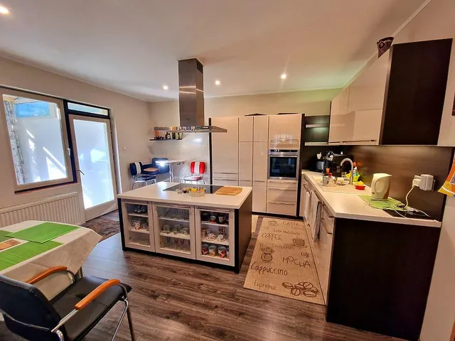 Eladó ház Dunakeszi 175 nm