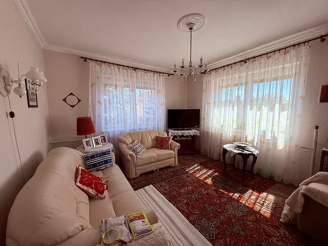 Eladó ház Fót 170 nm