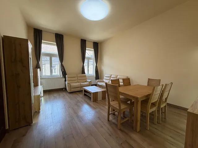 Eladó lakás Budapest VII. kerület, Király utca 107 nm