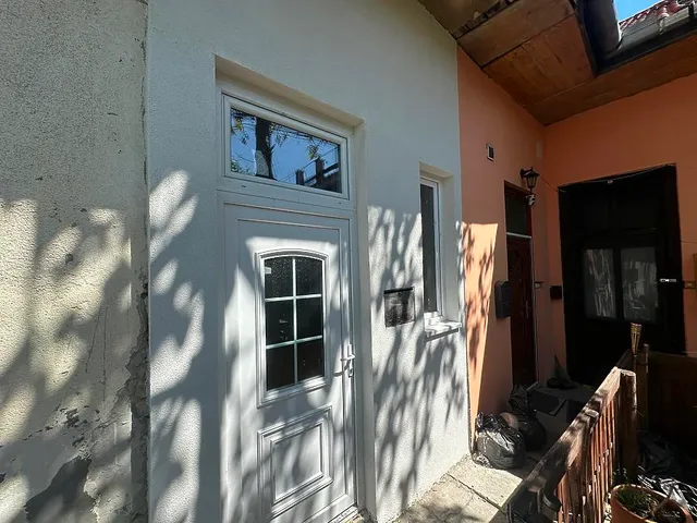 Eladó lakás Budapest X. kerület, Óhegy 12 nm