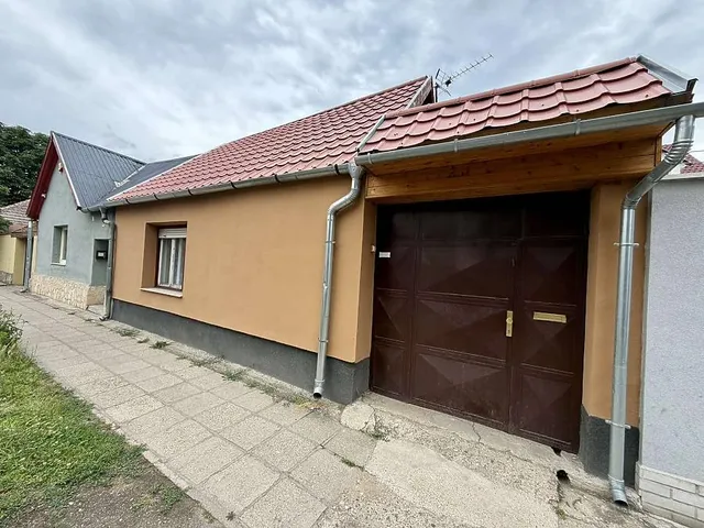Eladó lakás Vác 40 nm