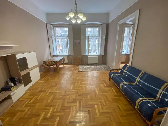 Eladó lakás Budapest VI. kerület, Rózsa utca 80 nm