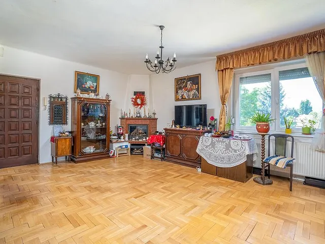 Eladó lakás Budapest III. kerület, Csillaghegy 125 nm