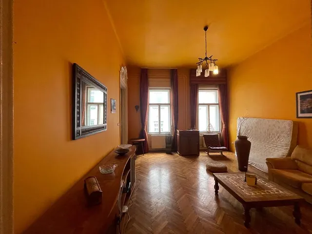 Eladó lakás Budapest VI. kerület, Király utca 89 nm