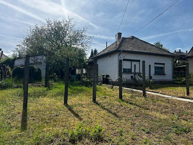 Eladó telek Gödöllő 544 nm