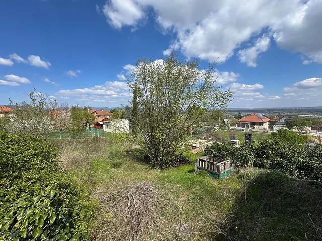 Eladó telek Budakalász 763 nm