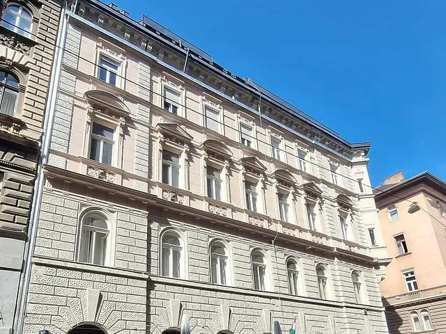Eladó lakás Budapest VI. kerület 27 nm