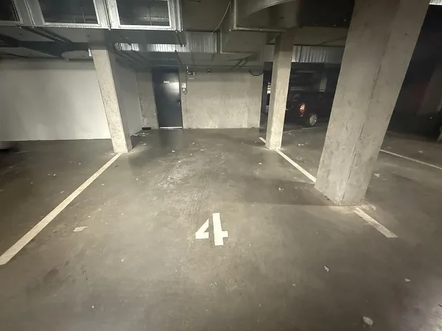 Eladó garázs Budapest XVII. kerület, Rákoskeresztúr 17 nm