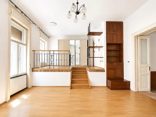 Eladó lakás Budapest II. kerület 73 nm